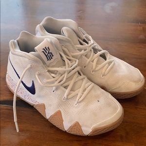 Kyrie 4 Basketball shoes